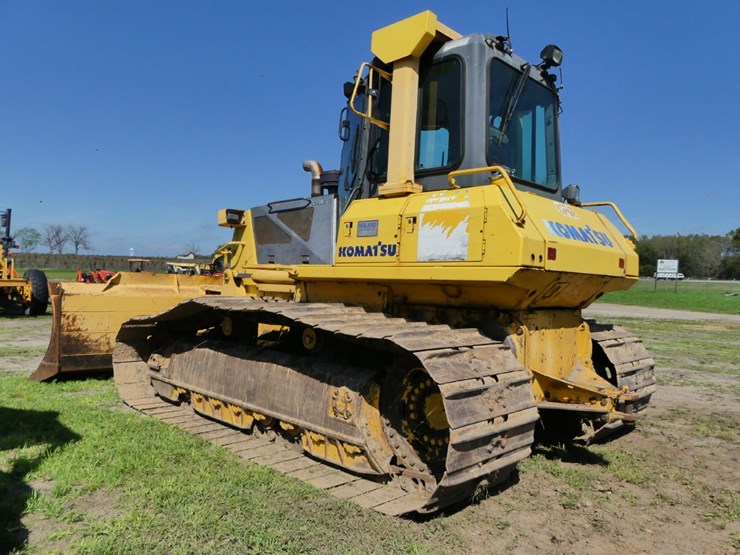 komatsu-d61px-image-4