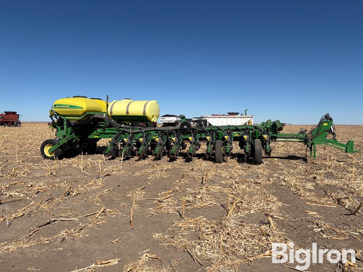 john-deere-1770nt-image-4