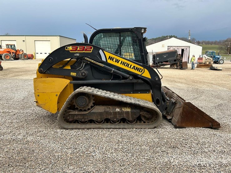 2020-new-holland-c332-image-5