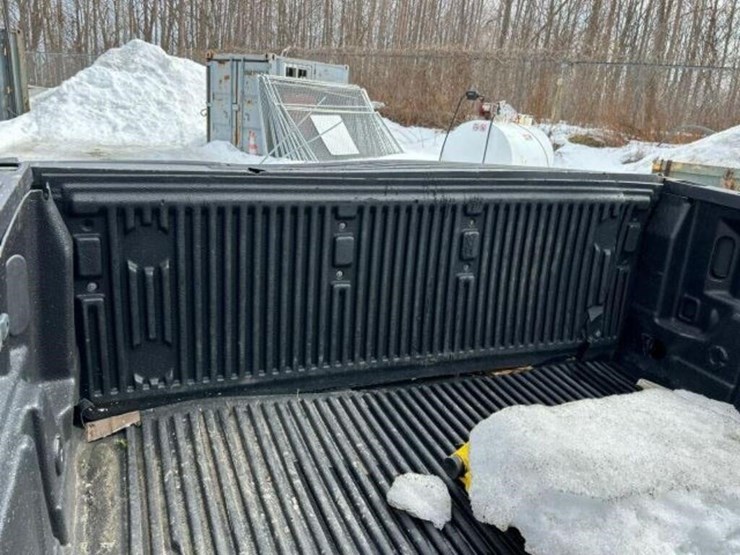 2016-ford-f150-xlt-image-38