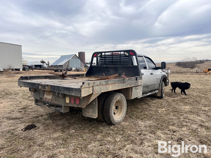 2004-dodge-3500-image-5