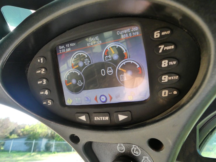 2022-bobcat-t770-image-17