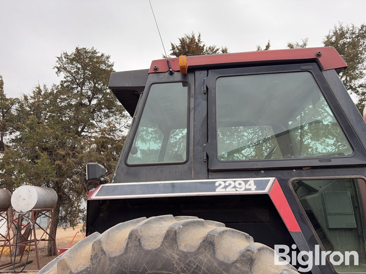 1986-case-ih-2294-image-17