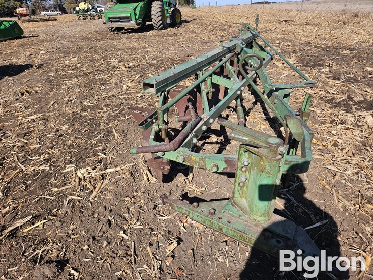 john-deere-5-image-11