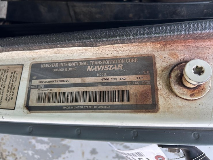 international-4700-image-27