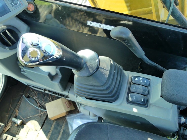 2017-caterpillar-308e2-image-13