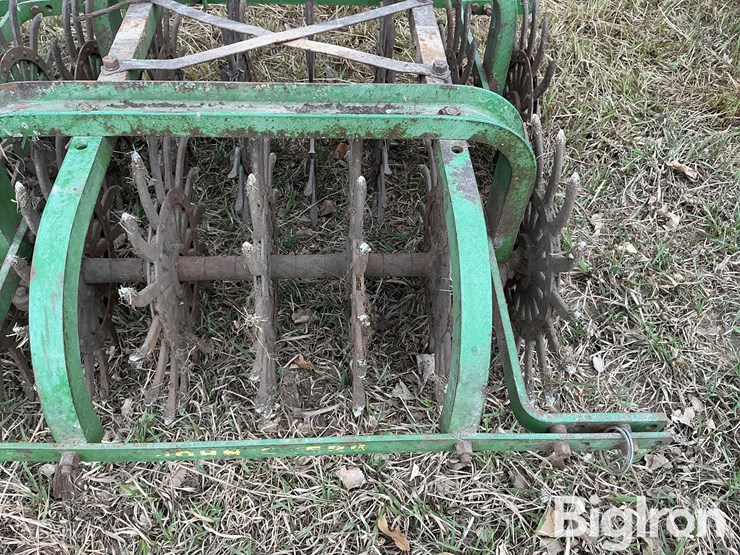 john-deere-pull-type-rotary-hoe-image-11