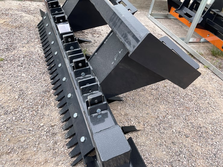 #4367-•-unused-2026-wolverine-skid-steer-ripper-attachment-image-5