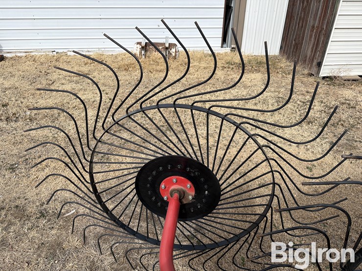 2022-ibex-ts130-2+2-3-pt-hay-rake-image-18