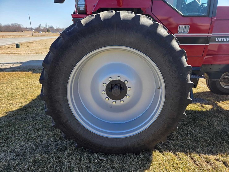 ih-5288-tractor-image-51