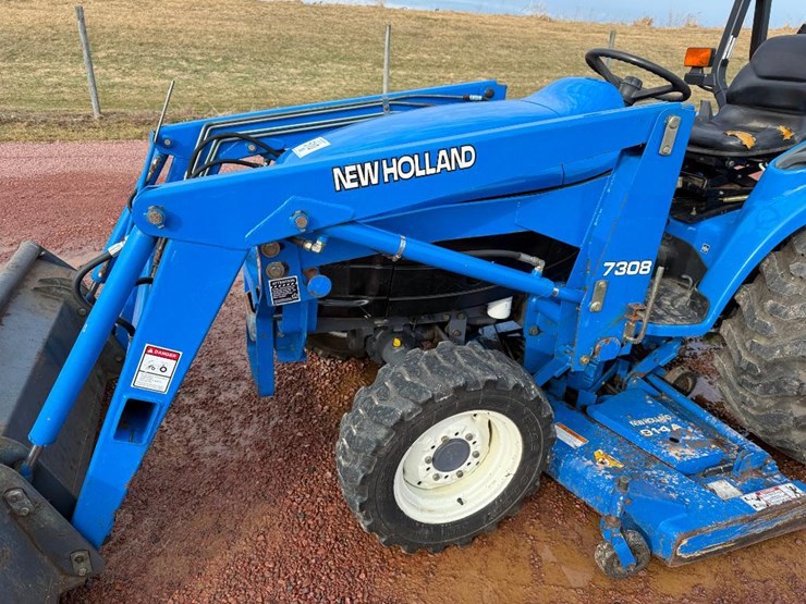 new-holland-tc29d-image-17