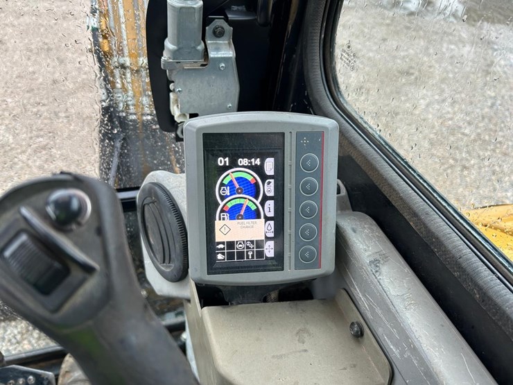 caterpillar-303-image-20