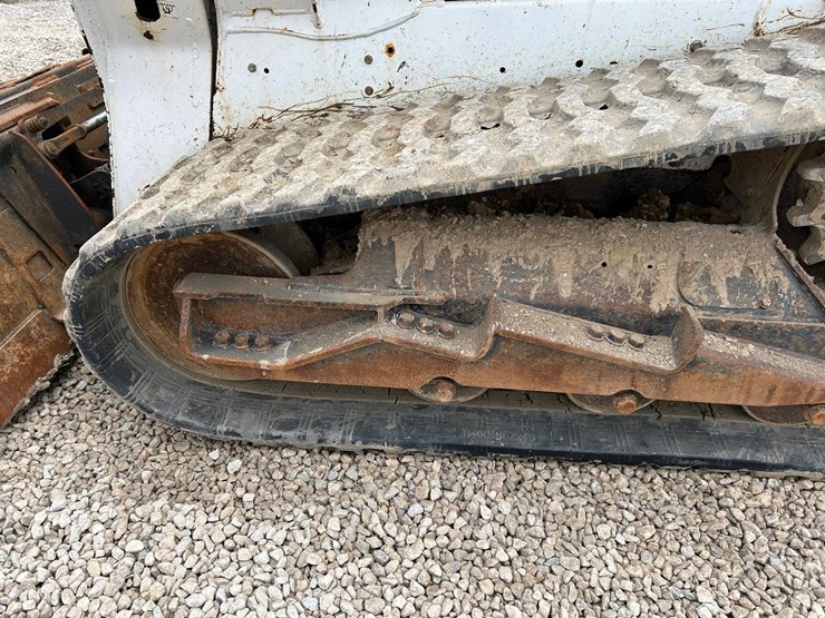 2019-bobcat-t595-image-18