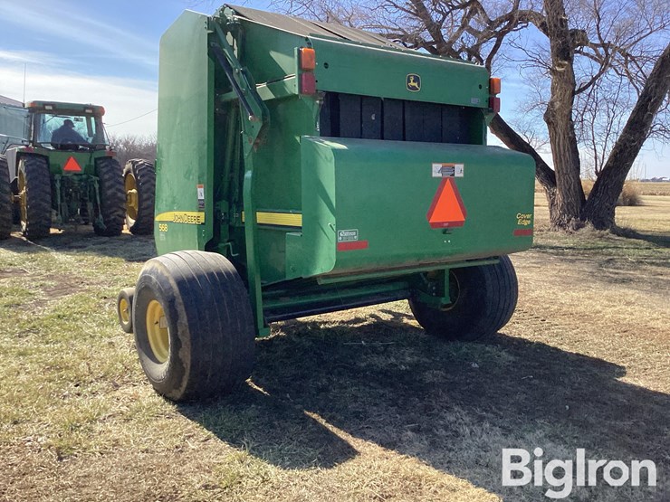 2010-john-deere-568-image-7