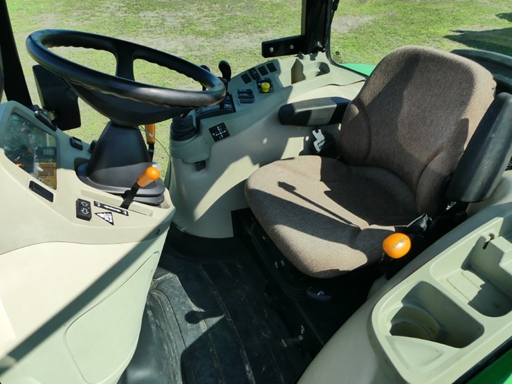 2010-john-deere-4720-image-14