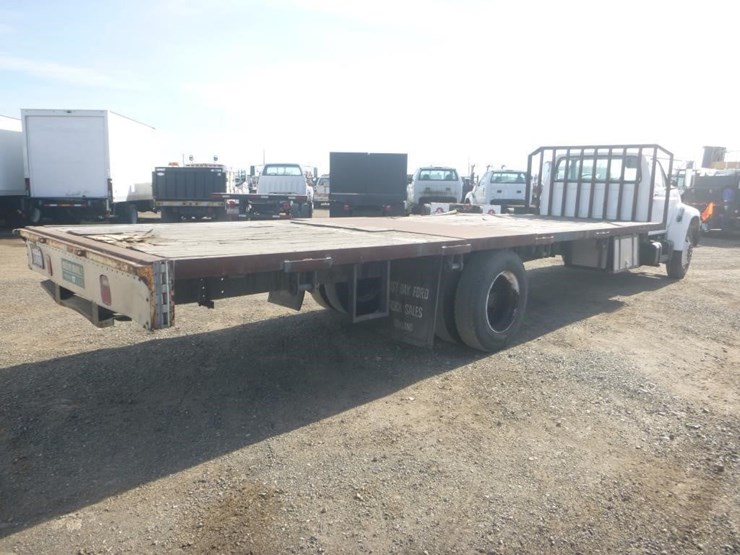 1998-ford-f800-image-3