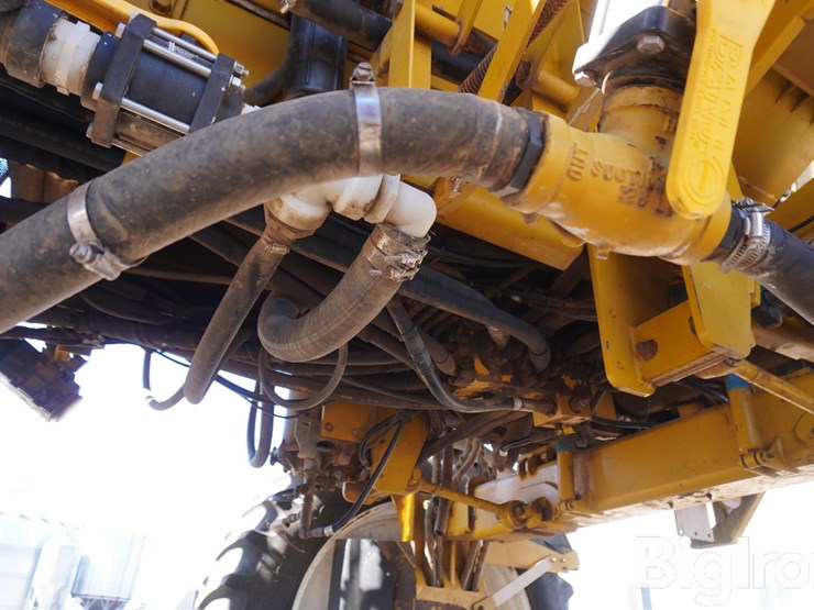 ag-chem-rogator-854-image-14