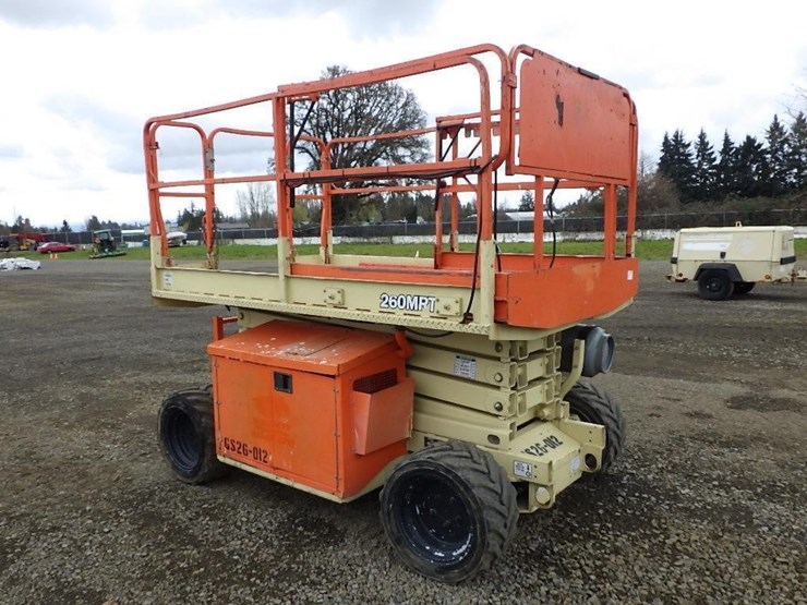 2008-jlg-260mrt-image-3