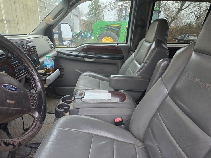 2006-ford-f550-image-8