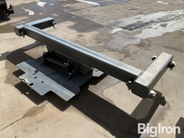 claas-rear-deck-mount-saddle-tanks-image-14