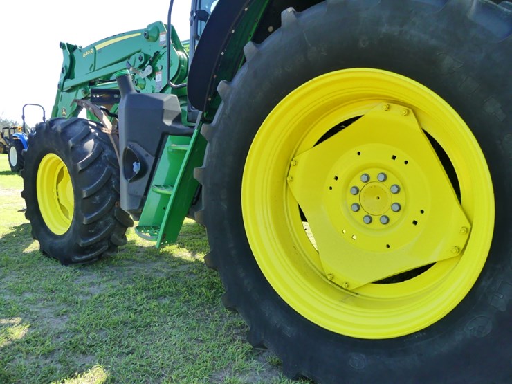 john-deere-6110m-image-9