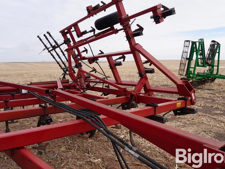 case-ih-4800-image-17