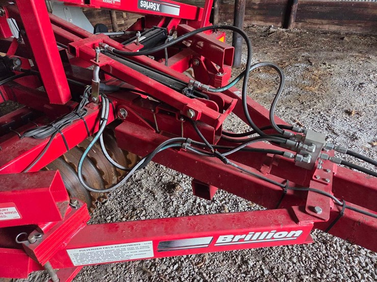 20'-brillion-x-series-cultipacker-image-12