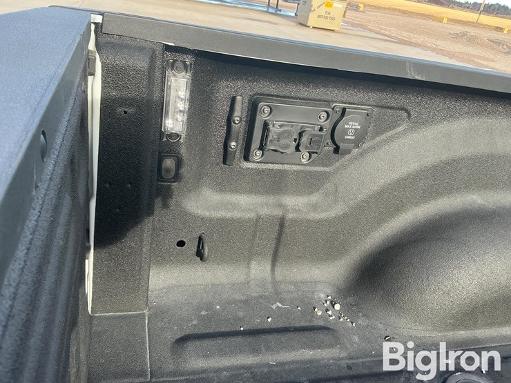 2025-dodge-2500-image-18