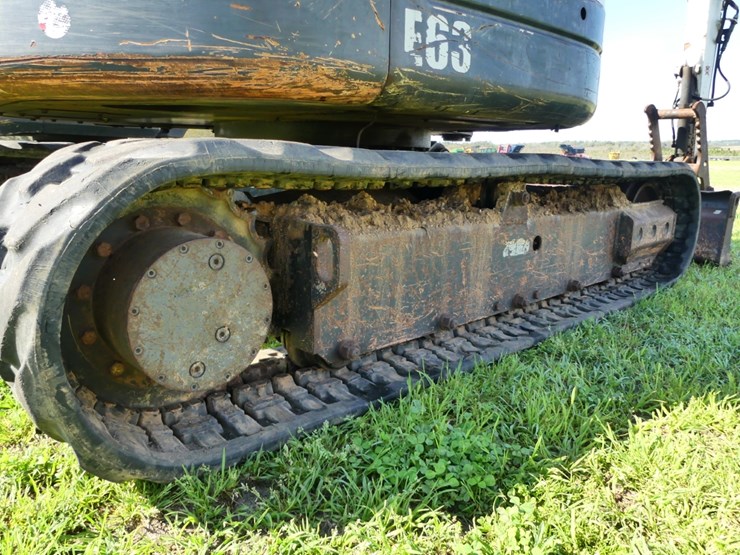 2014-bobcat-e63-image-5