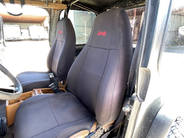 1994-jeep-wrangler-image-22