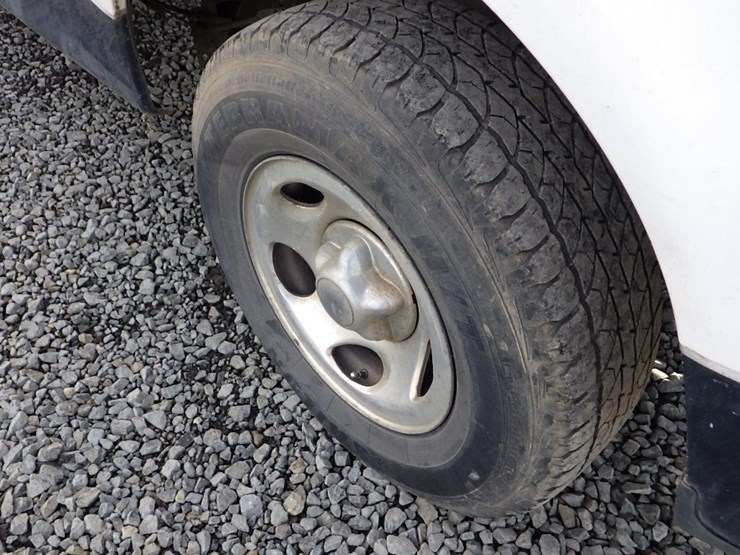 2004-ford-f150-image-13