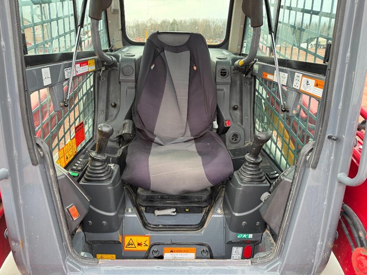 takeuchi-tl8r-image-33