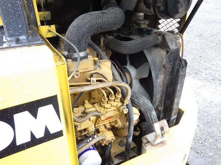 komatsu-pc28uu-image-10