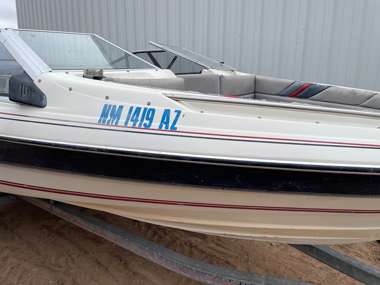 #4331-•-bayliner-boat-and-trailer-(titles-in-delay)-image-3