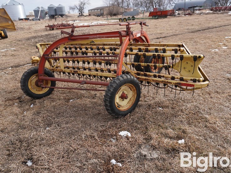 new-holland-258-image-5