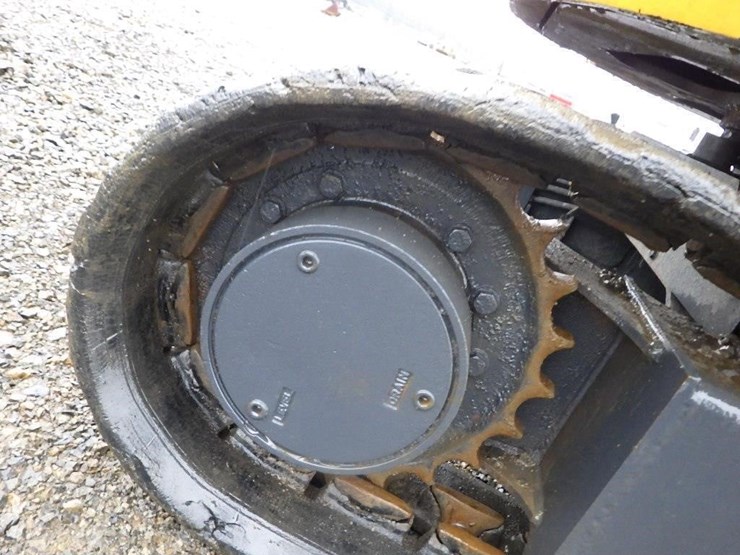 komatsu-pc28uu-image-28