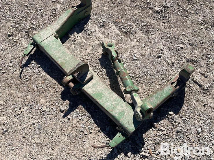 john-deere-8430-image-3