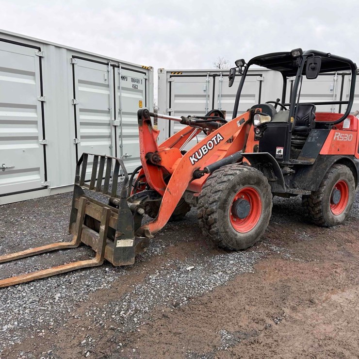 2015 KUBOTA R530