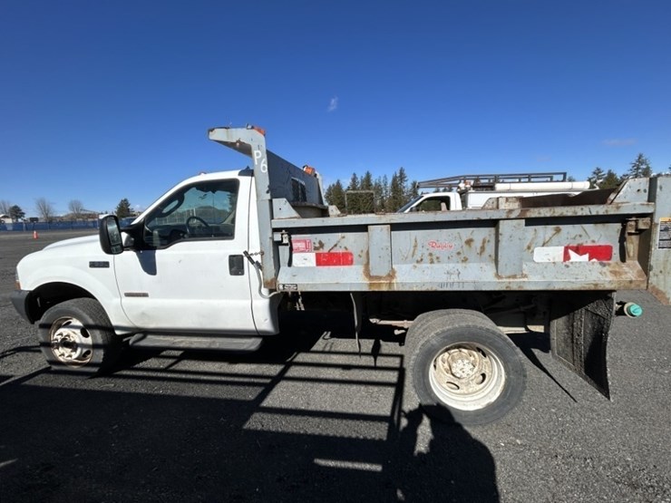 2003-ford-f550-xl-sd-image-2