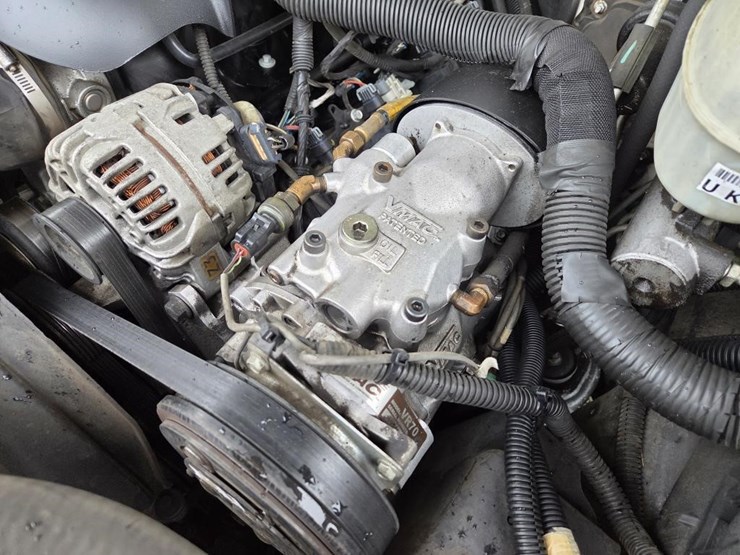 2006-chevrolet-silverado-2500hd-image-35