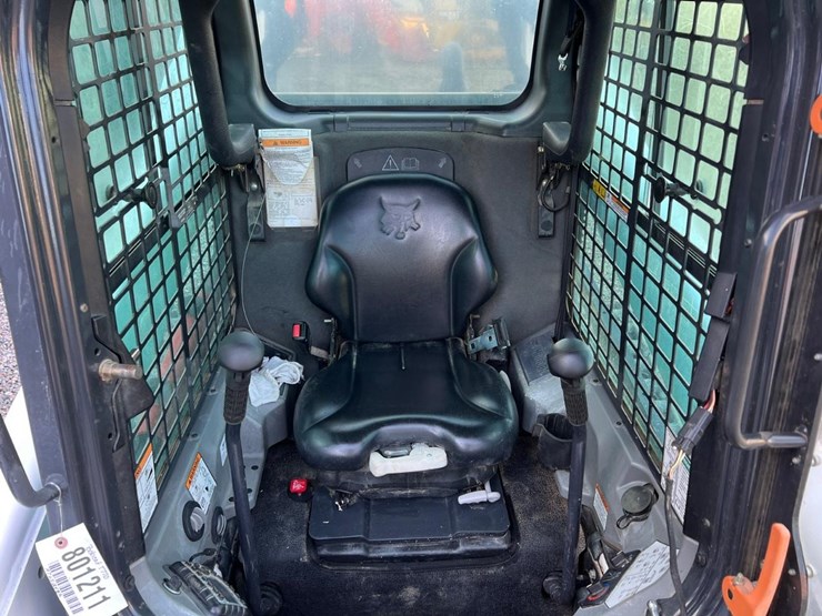 2016-bobcat-t770-image-16