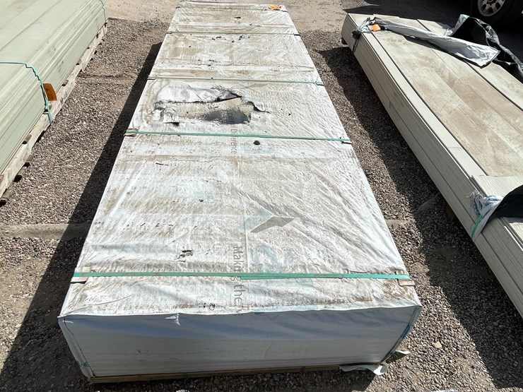 #4336-•-(appx.-308-pieces)-allura-6-¼"-primed-fiber-cement-smooth-lap-siding-image-5