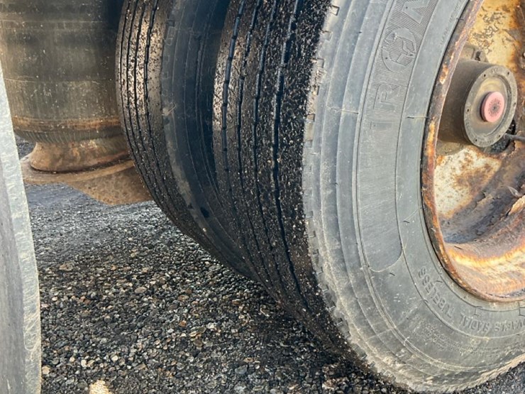 2007-unknown-trailer-image-23