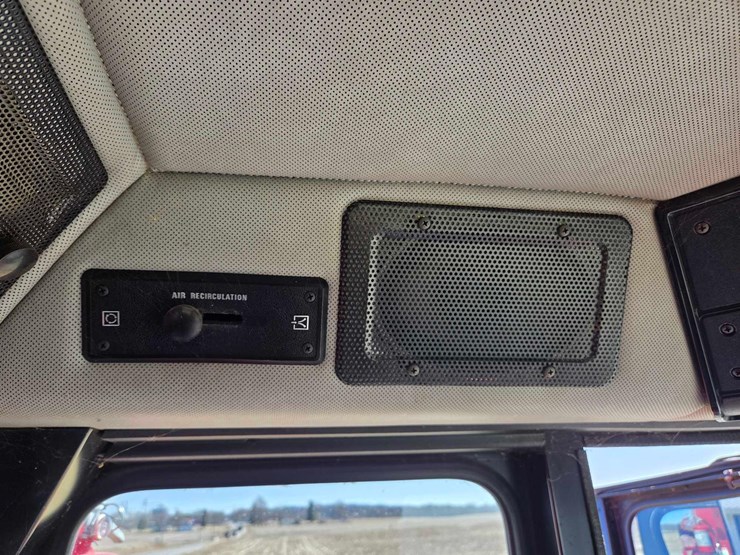 case-ih-1644-image-106