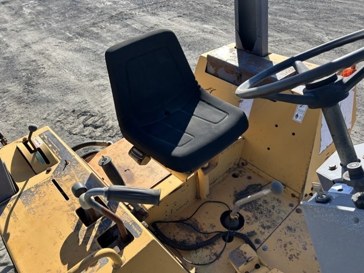 case-860-turbo-image-15