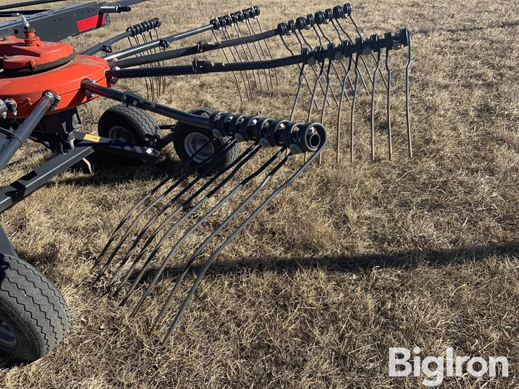 2020-kubota-ra1042t-image-18