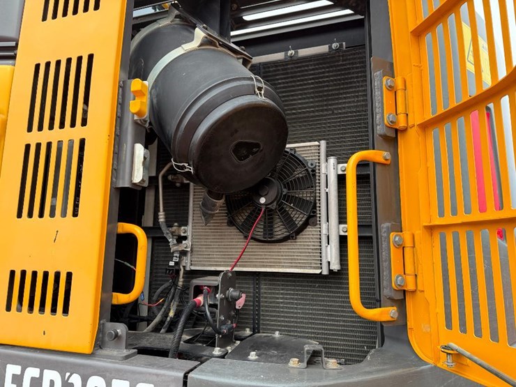 volvo-ecr305cl-image-46