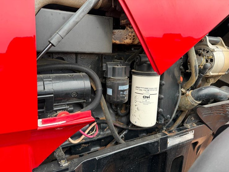 case-ih-mx240-image-39