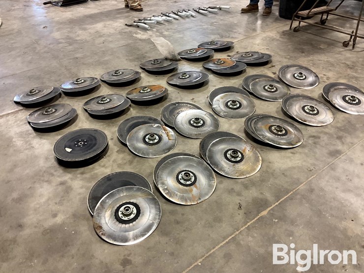 john-deere-24-image-5