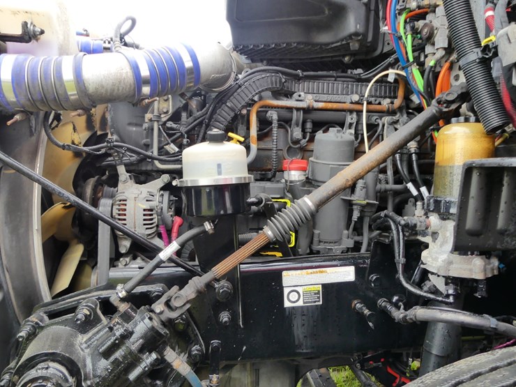 2018-peterbilt-579-image-20